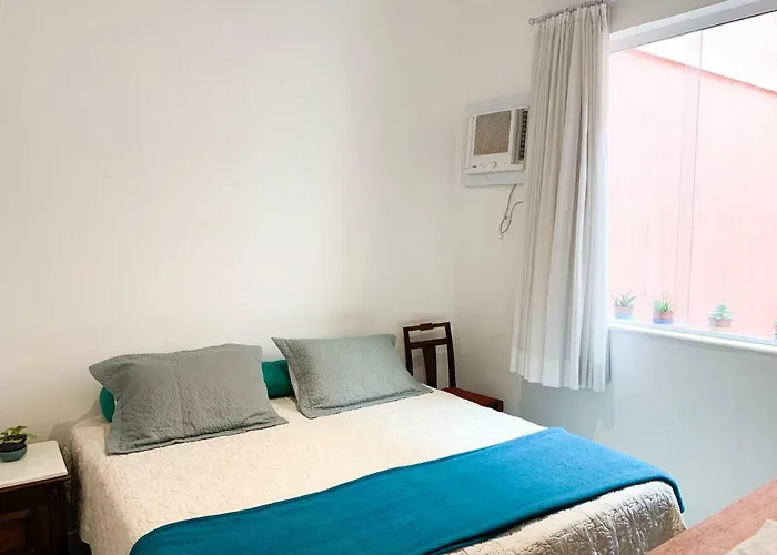 Agradavel Em Ipanema - Perto Da Praia - Bt201 Z2